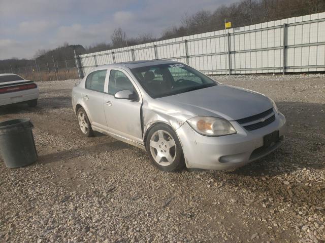 1G1AM58B887252263 - 2008 CHEVROLET COBALT SPORT SILVER photo 4