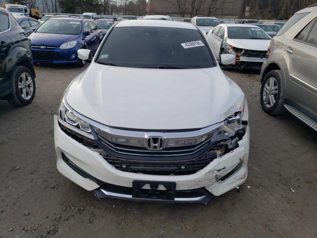 1HGCR2F61GA075743 - 2016 HONDA ACCORD SPORT WHITE photo 5