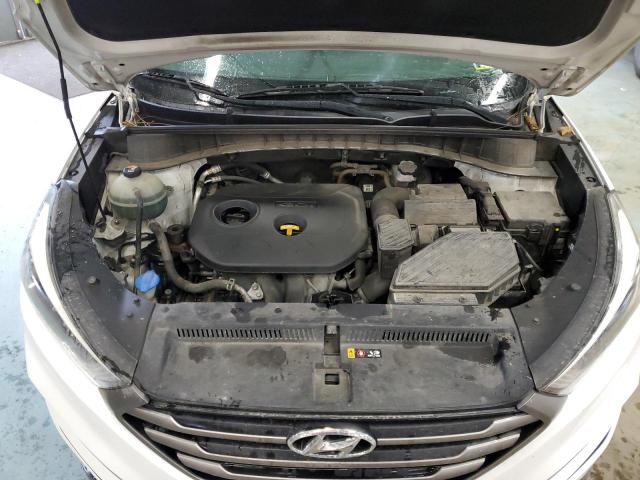 KM8J3CA45GU067609 - 2016 HYUNDAI TUCSON LIMITED WHITE photo 11