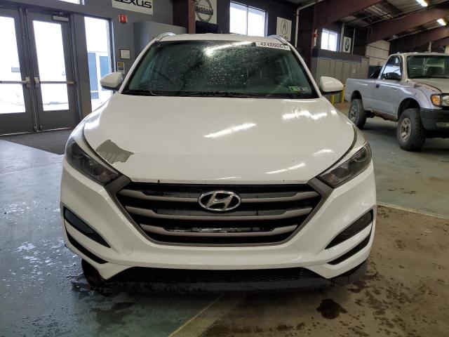 KM8J3CA45GU067609 - 2016 HYUNDAI TUCSON LIMITED WHITE photo 5