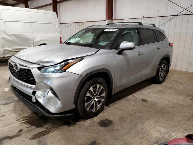 5TDGZRBH2MS157429 - 2021 TOYOTA HIGHLANDER XLE ვერცხლისფერი ფოტო 1