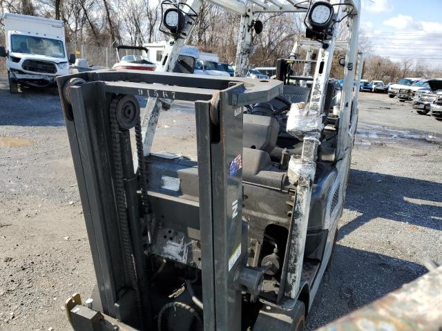 CP1F29W6113 - 2014 NISSAN FORKLIFT SILVER photo 2