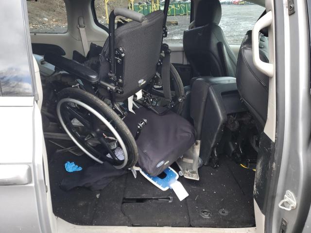 2C4RC1BG4JR317883 - 2018 CHRYSLER PACIFICA TOURING L 银色 照片 11