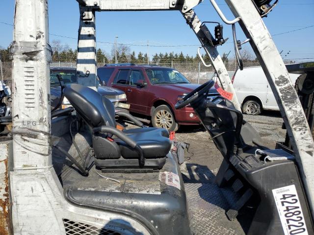 CP1F29W21856 - 2016 NISSAN FORKLIFT WHITE photo 5