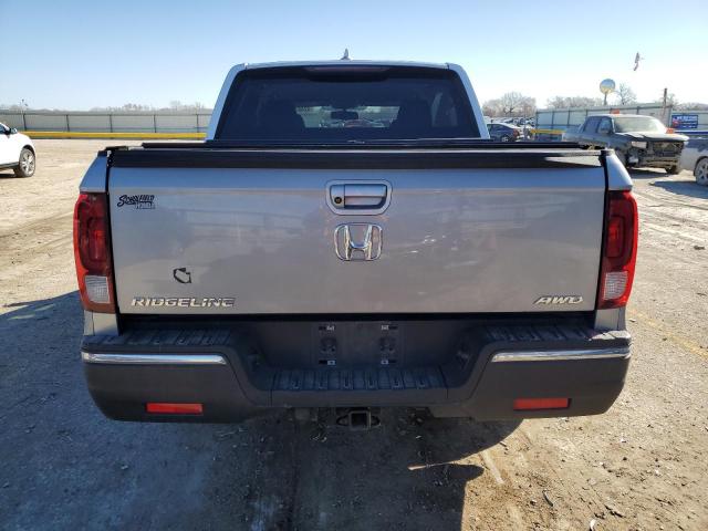 5FPYK3F64JB010888 - 2018 HONDA RIDGELINE RTL SILVER photo 6