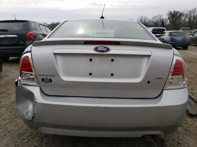 3FAHP07Z09R102890 - 2009 FORD FUSION SE SILVER photo 6