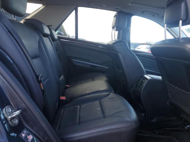 4JGBB8GB7BA677614 - 2011 MERCEDES-BENZ ML 350 4MATIC GRAY photo 11