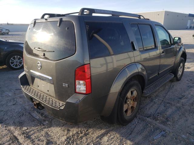 5N1AR18W95C766674 - 2005 NISSAN PATHFINDER LE GRAY photo 4