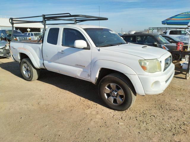 5TETU62N97Z390863 - 2007 TOYOTA TACOMA PRERUNNER ACCESS CAB WHITE photo 4