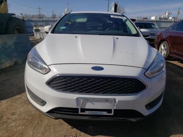 1FADP3F23JL294961 - 2018 FORD FOCUS SE WHITE photo 5