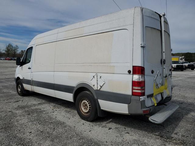 WD3PE8CB2B5593582 - 2011 MERCEDES-BENZ SPRINTER 2500 WHITE photo 2