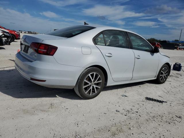 3VWDB7AJ1HM238621 - 2017 VOLKSWAGEN JETTA SE SILVER photo 3