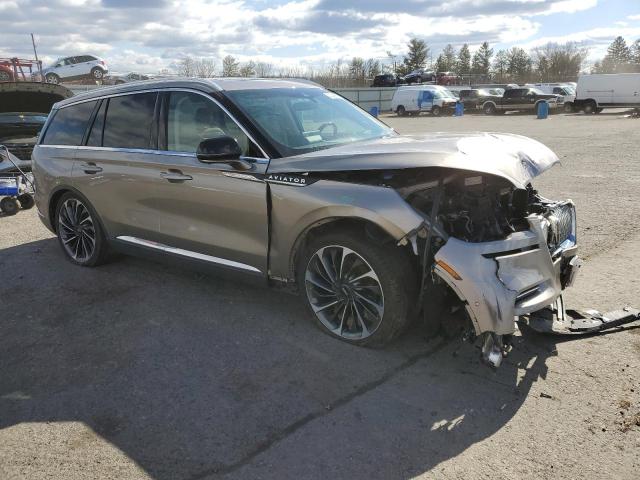 5LM5J7XC9LGL02905 - 2020 LINCOLN AVIATOR RESERVE BROWN photo 4