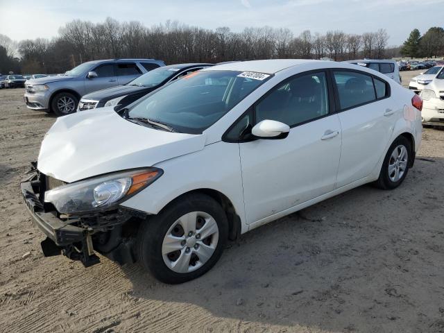 KNAFK4A63G5585780 - 2016 KIA FORTE LX WHITE photo 1