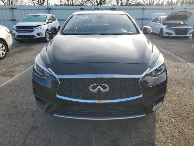 SJKCH5CPXHA034574 - 2017 INFINITI QX30 BASE Schwarz Foto 5