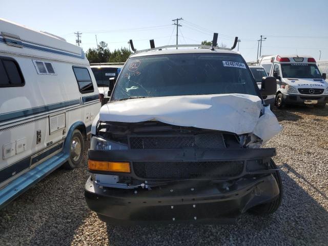 1GCWGAFP2P1144850 - 2023 CHEVROLET EXPRESS G2 WHITE photo 5