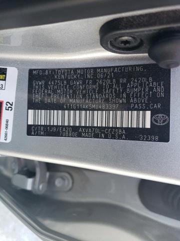 4T1G11AK5MU483397 - 2021 TOYOTA CAMRY SE SILVER photo 12