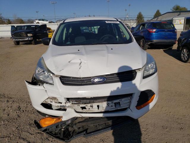 1FMCU0F76GUB79956 - 2016 FORD ESCAPE S WHITE photo 5