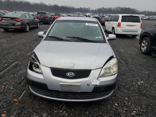 KNADE123276198682 - 2007 KIA RIO BASE SILVER photo 5