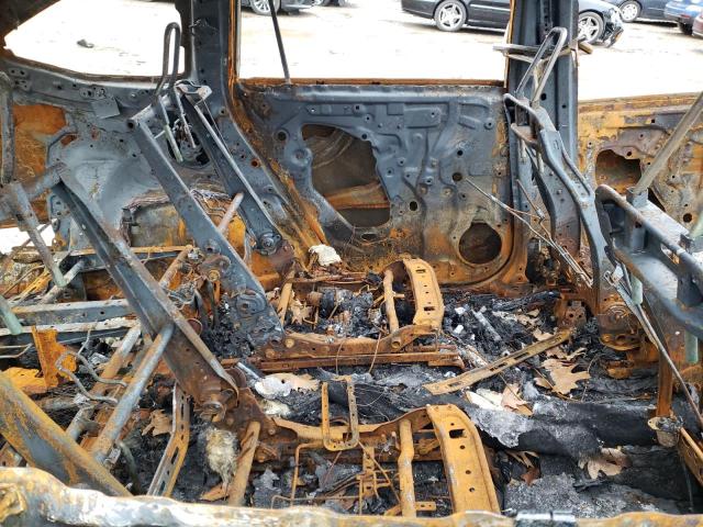 5TDGZRAH6NS119396 - 2022 TOYOTA HIGHLANDER XLE BURN photo 10