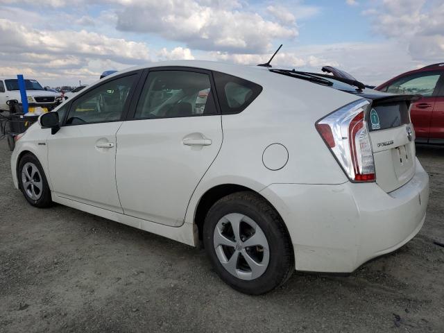 JTDKN3DUXE1757109 - 2014 TOYOTA PRIUS WHITE photo 2