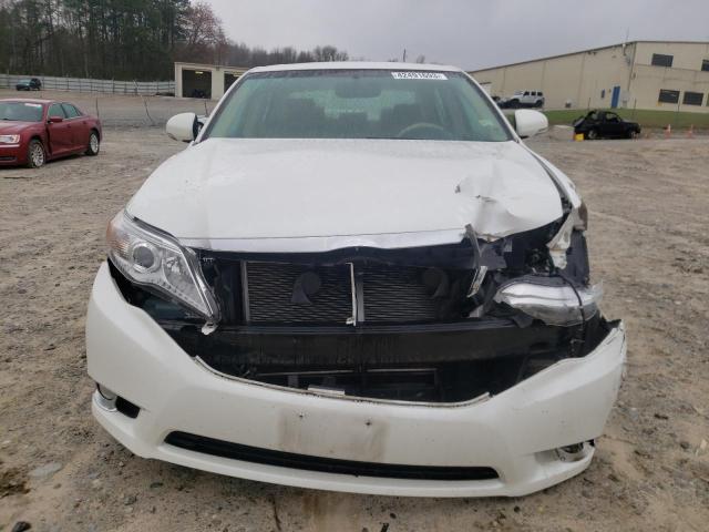4T1BK3DB9CU473825 - 2012 TOYOTA AVALON BASE 白色 照片 5