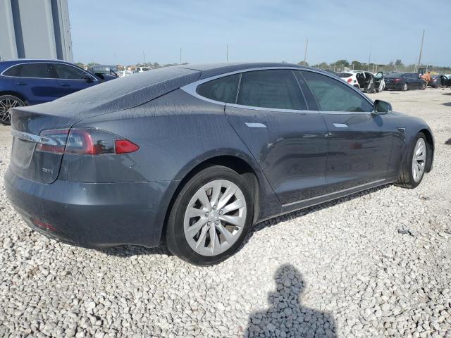 5YJSA1E24JF244484 - 2018 TESLA MODEL S GRAY photo 3