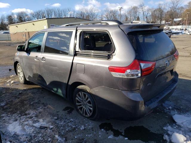 5TDYK3DC4FS626093 - 2015 TOYOTA SIENNA XLE GRAY photo 2