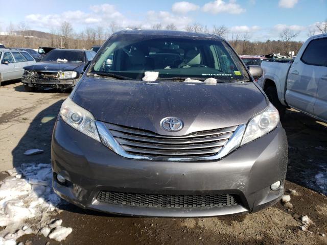 5TDYK3DC4FS626093 - 2015 TOYOTA SIENNA XLE GRAY photo 5