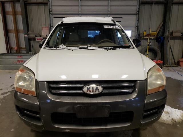 KNDJF724167164756 - 2006 KIA NEW SPORTA WHITE photo 5