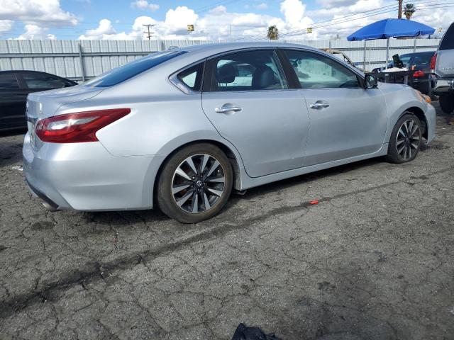 1N4AL3AP8JC226138 - 2018 NISSAN ALTIMA 2.5 SILVER photo 3