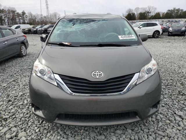 5TDKK3DC1CS233900 - 2012 TOYOTA SIENNA LE GREEN photo 5