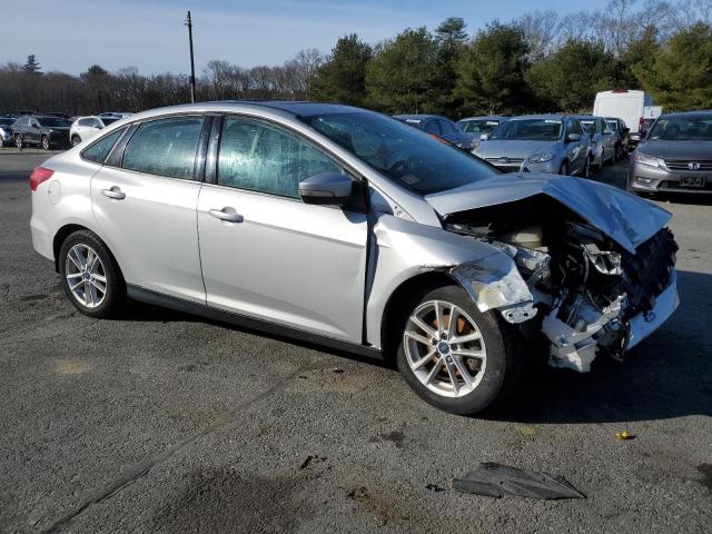 1FADP3F21GL263846 - 2016 FORD FOCUS SE SILVER photo 4