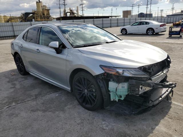 4T1K61AK0MU595925 - 2021 TOYOTA CAMRY XSE SILVER photo 4