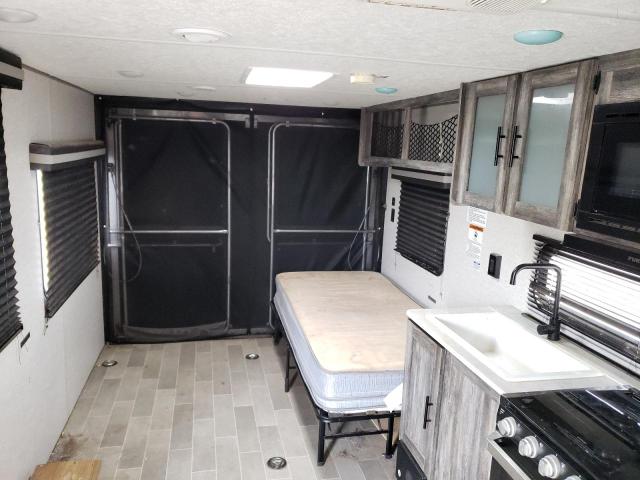 4X4TSMB20MY007173 - 2021 FORR SALEM Grau Foto 6