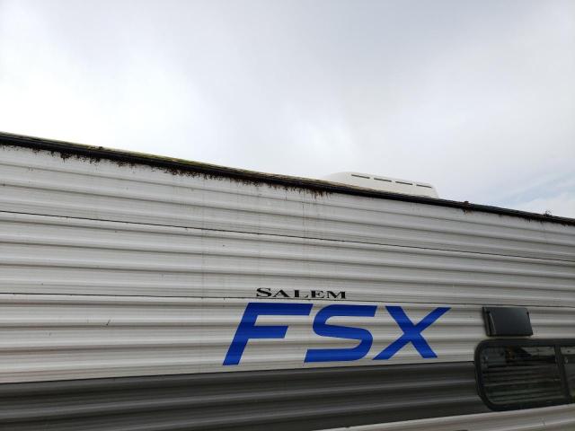 4X4TSMB20MY007173 - 2021 FORR SALEM Grau Foto 9