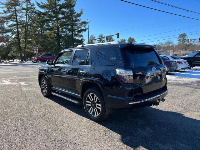 JTEBU5JR0E5164586 - 2014 TOYOTA 4RUNNER SR5 BLACK photo 4