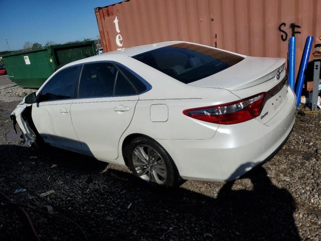 4T1BF1FK0GU210277 - 2016 TOYOTA CAMRY LE SILVER photo 2