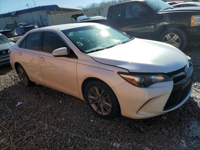 4T1BF1FK0GU210277 - 2016 TOYOTA CAMRY LE SILVER photo 4