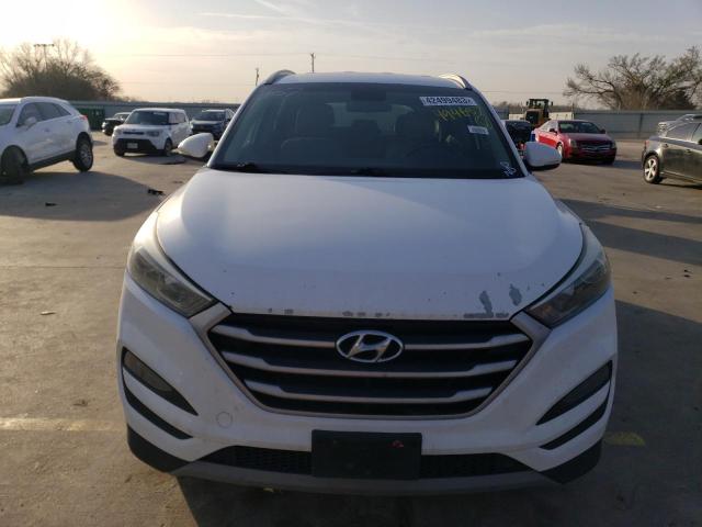 KM8J33A21HU494687 - 2017 HYUNDAI TUCSON LIMITED WHITE photo 5