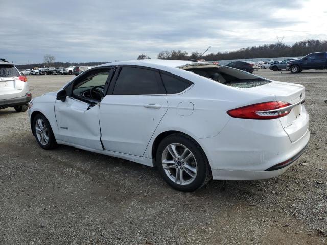 3FA6P0LU7JR260570 - 2018 FORD FUSION SE HYBRID WHITE photo 2