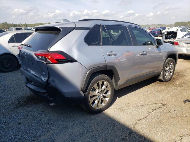 2T3C1RFV8KC023947 - 2019 TOYOTA RAV4 XLE PREMIUM SILVER photo 3