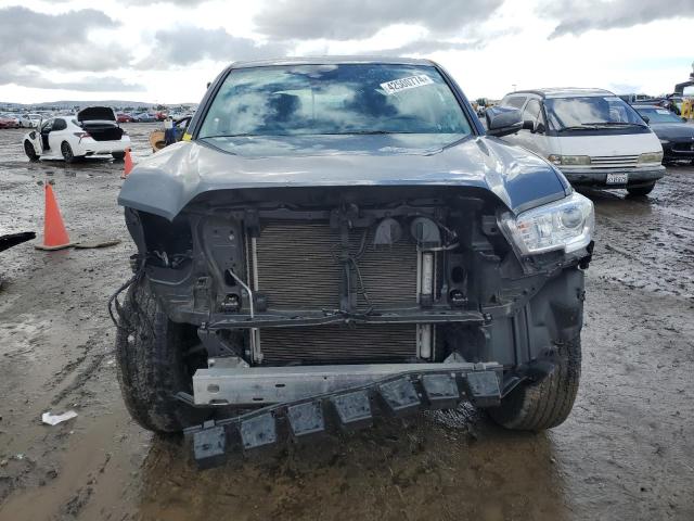 3TMCZ5AN8PM540813 - 2023 TOYOTA TACOMA DOUBLE CAB GRAY photo 5