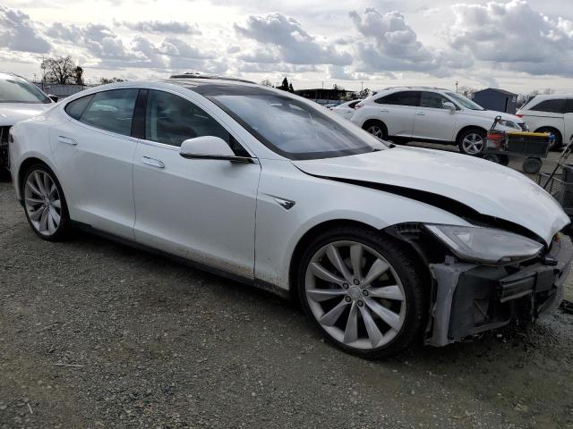 5YJSA1AC6DFP10175 - 2013 TESLA MODEL S WHITE photo 4