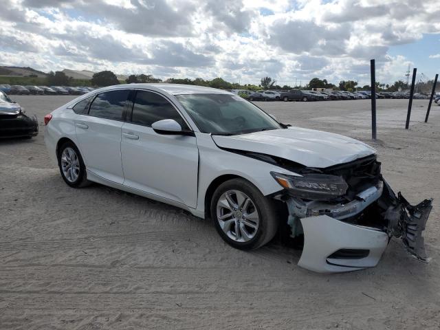 1HGCV1F15JA220459 - 2018 HONDA ACCORD LX WHITE photo 4