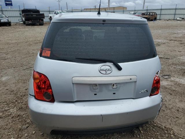 JTKKT624X50127731 - 2005 TOYOTA SCION XA SILVER photo 6