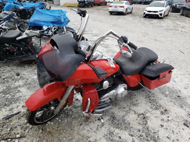 1HD1KH414AB670610 - 2010 HARLEY-DAVIDSON FLTRX RED photo 2