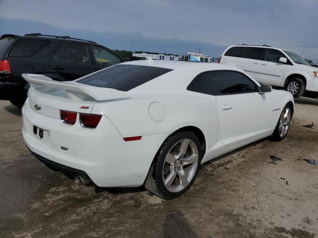 2G1FK1EJ6D9184652 - 2013 CHEVROLET CAMARO 2SS WHITE photo 3