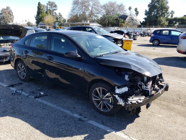 3KPF24AD5PE569621 - 2023 KIA FORTE LX BLACK photo 4