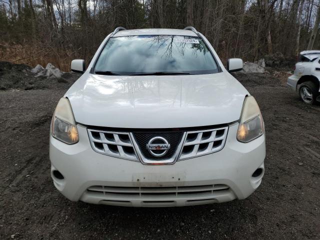 JN8AS5MT1BW177256 - 2011 NISSAN ROGUE S WHITE photo 5